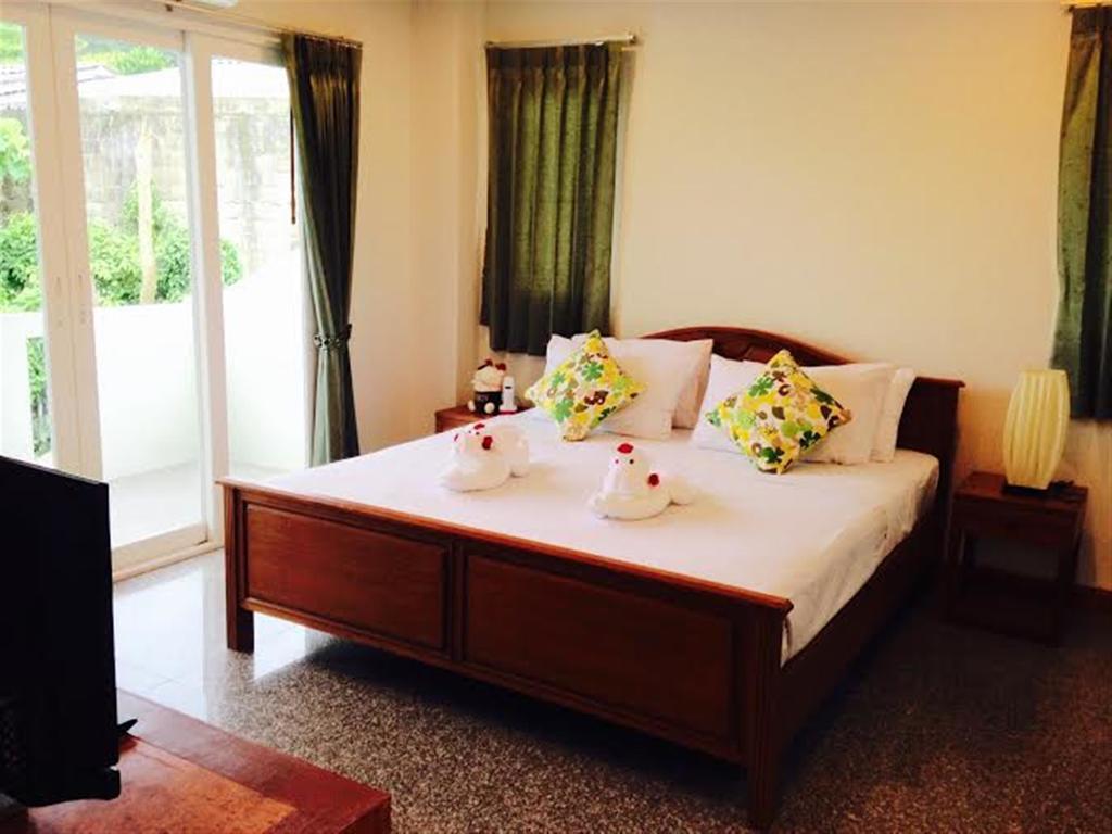 Siray House Aparthotel Phuket Room photo